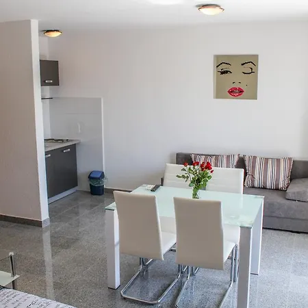Apartment Slavica *